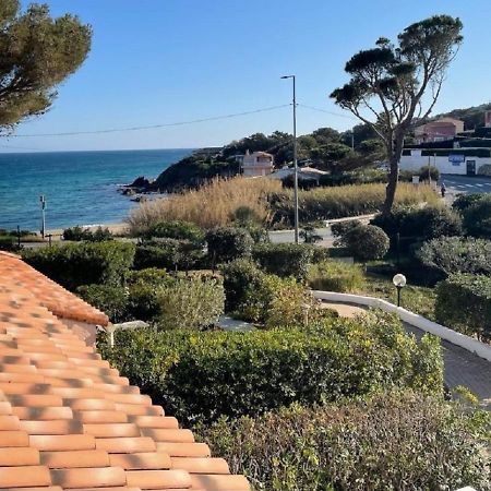 Entre St-Raphael Et St-Tropez. Studio Pieds Dans L'Eau, A Partir De 600 Euros/Semaine. Saint Aygulf Bagian luar foto