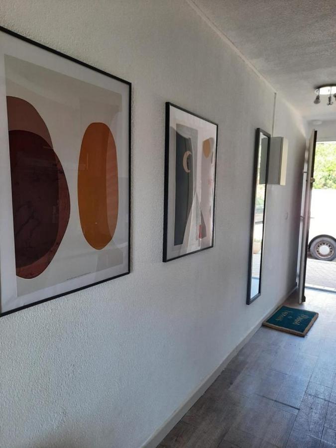Entre St-Raphael Et St-Tropez. Studio Pieds Dans L'Eau, A Partir De 600 Euros/Semaine. Saint Aygulf Bagian luar foto